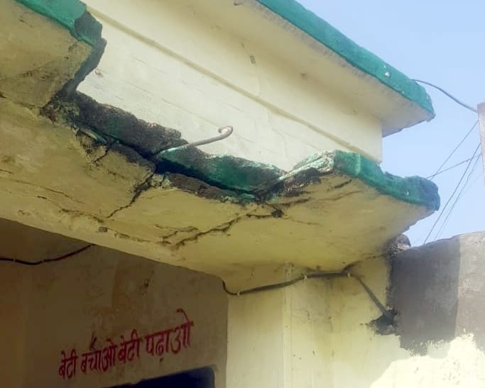 This year too, students will study in dilapidated buildings