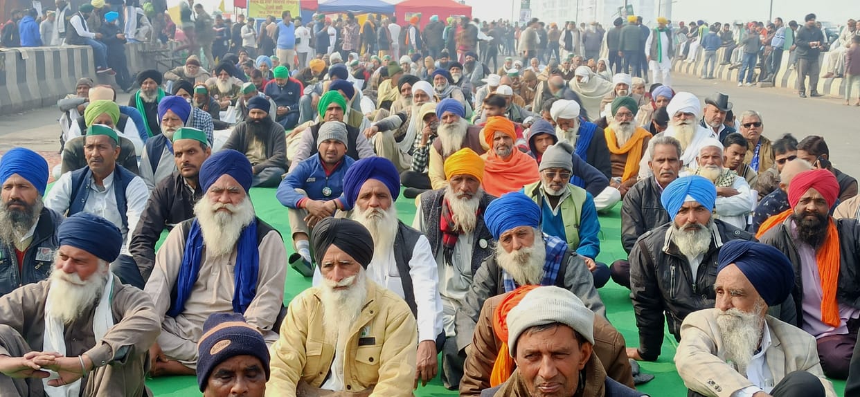 kisan andolan up gate