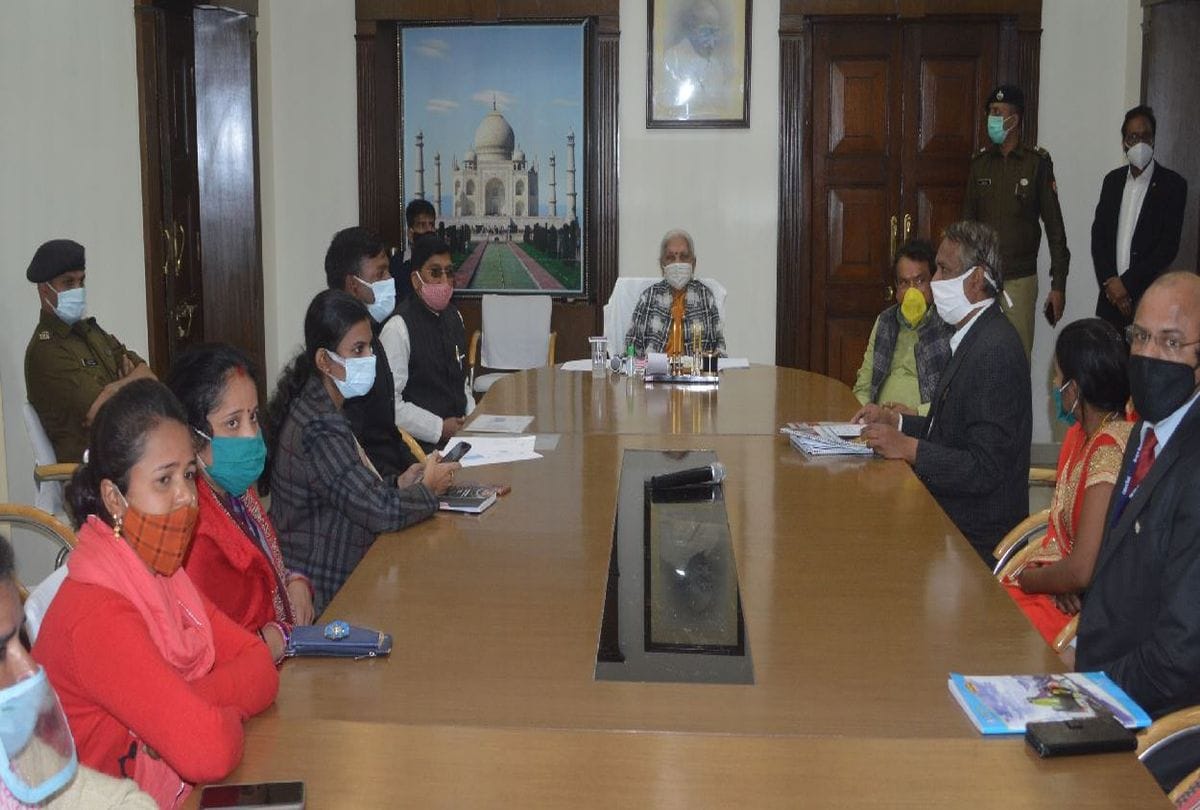 Governor Anandiben Patel advised farmers should adopt FPO