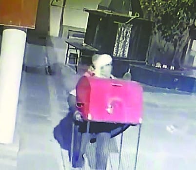 Theft in the Shiva-Parvati temple of Izatnagar