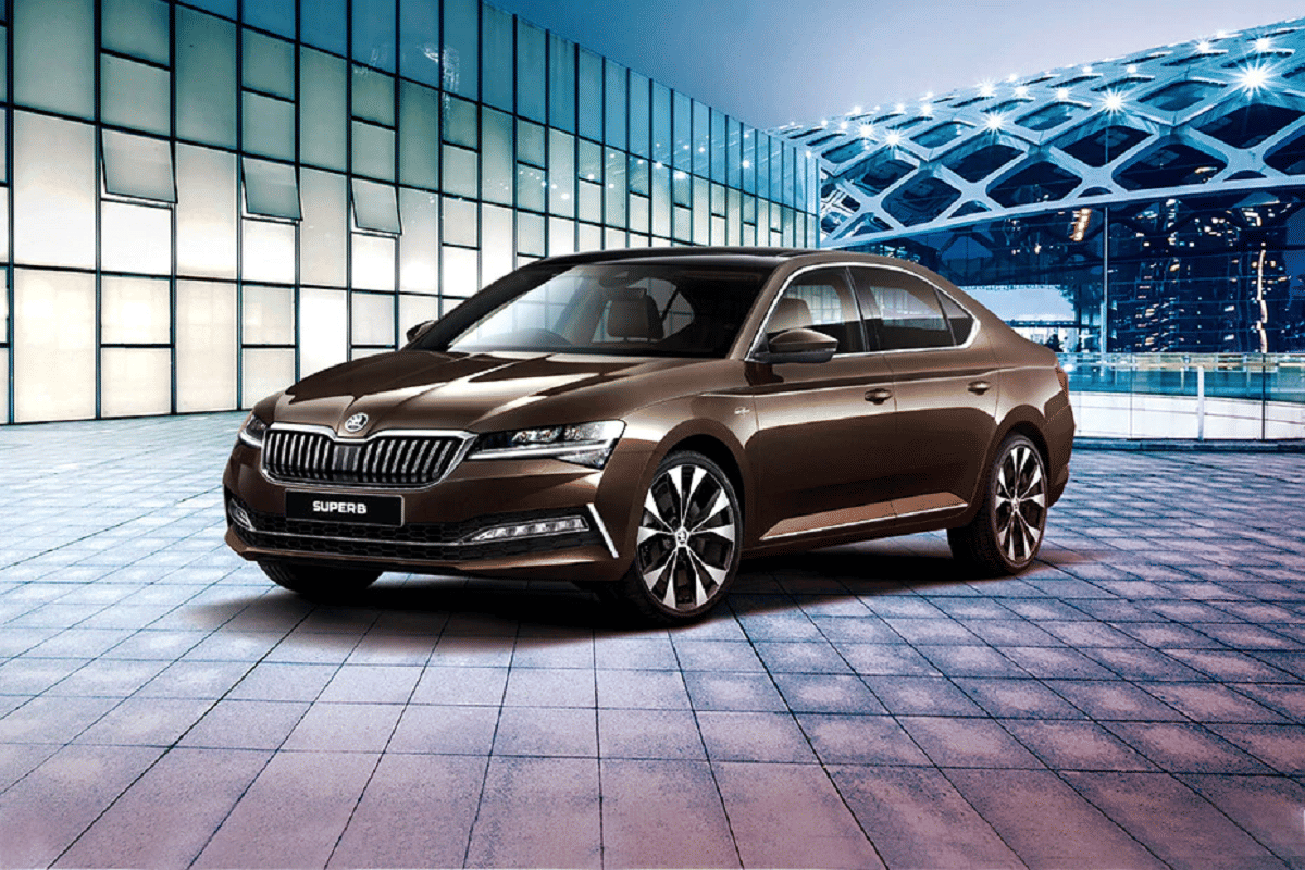 Skoda Auto India discontinues Superb sedan in India skoda superb discontinued in india
