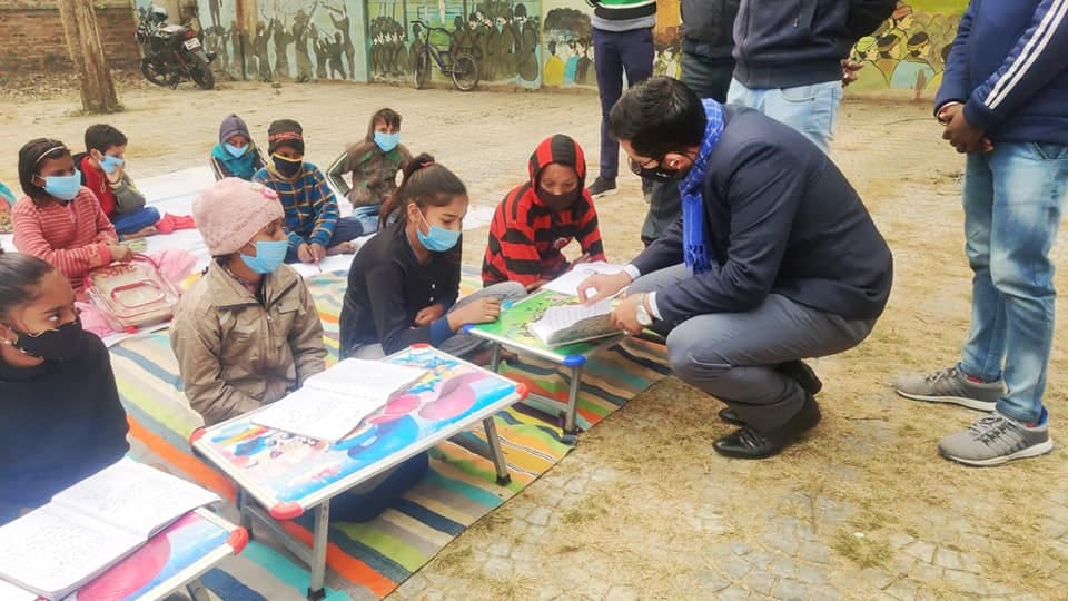 Municipal commissioner inspired children to become a teacher