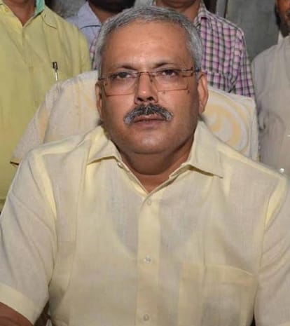 DM of Jaunpur and commissioner of Vindhyachal division transferred