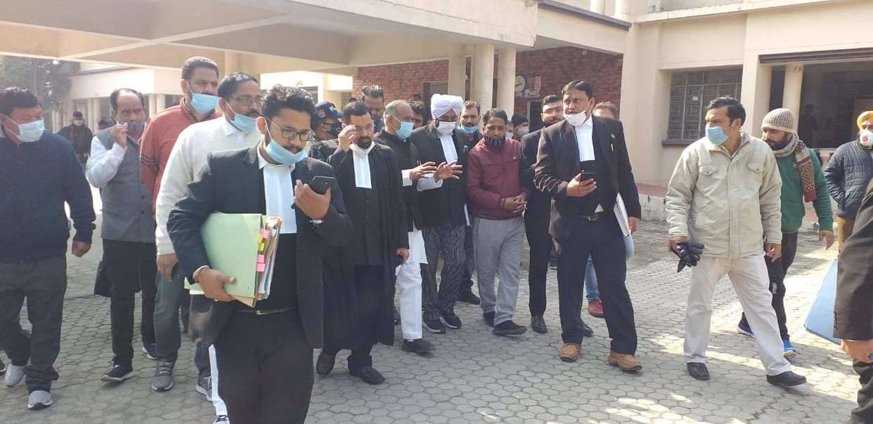 Uttarakhand news : Education Minister Arvind Pandey appeared in District Court in case of fight with Tehsildar