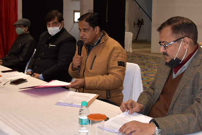 Councilors create ruckus at Municipal Board meeting, opposing many proposals
