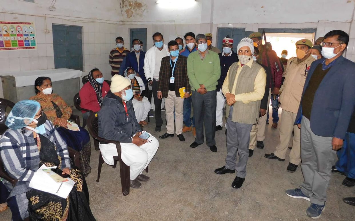 corona vaccine in ballia