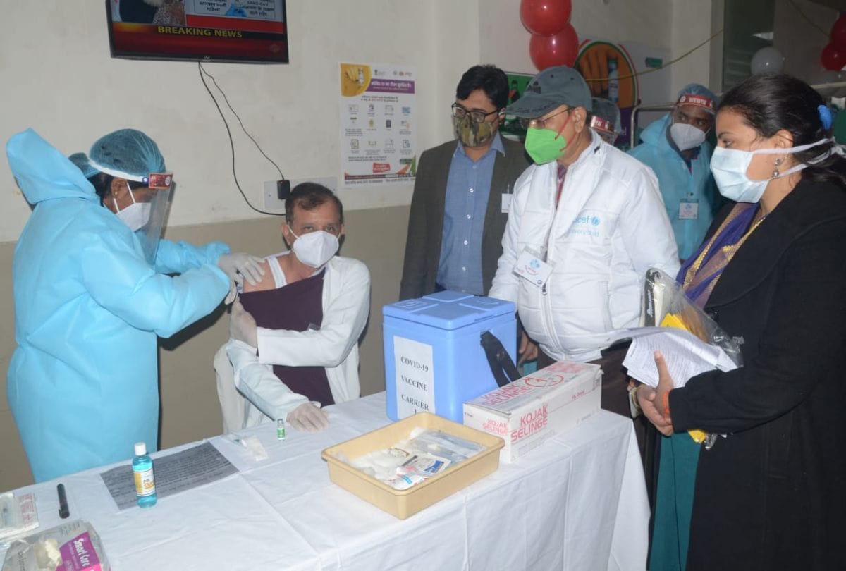 Covid Vaccination begins in Agra