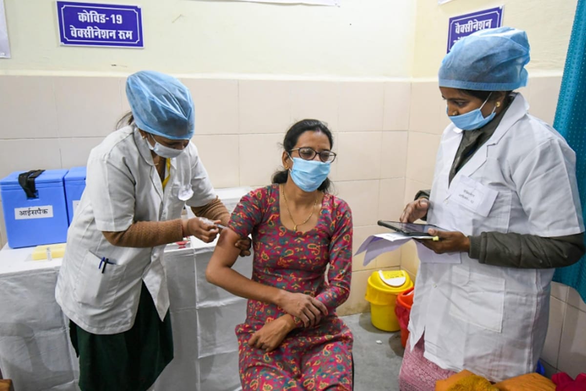 Coronavirus in India health expert says Covid 19 outbreak to affect 2021 as well