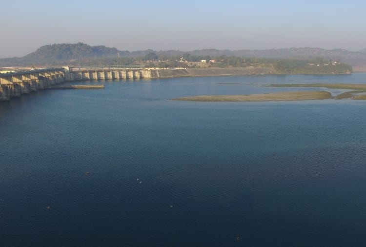 Big drop in Yamuna water at Hathni Kund Barrage