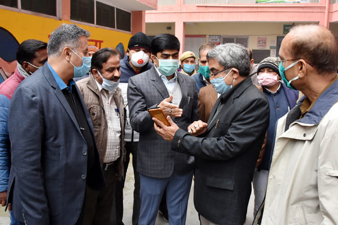Mangal vaccine given to 427 health workers at five centers