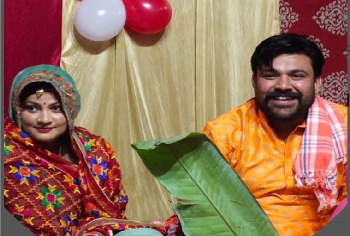 young man committed suicide by hanging after a month of marriage in agra