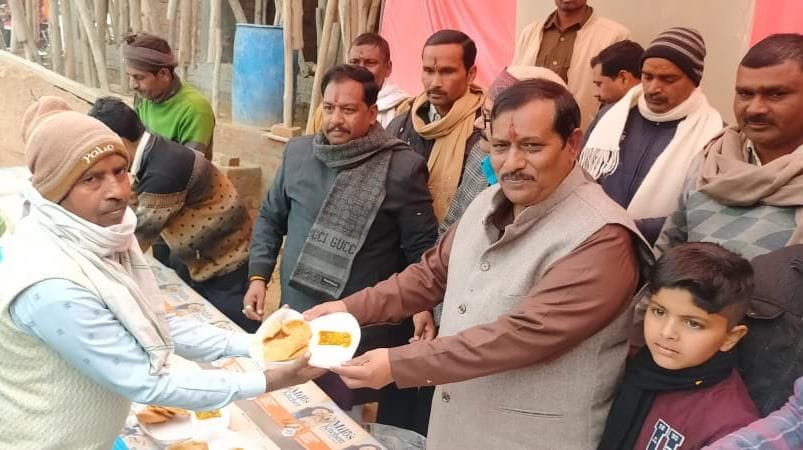 Bhandare at the place of MLA Shyam Prakash's birthday