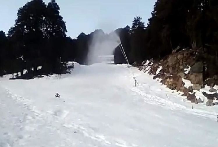 Auli Winter Games Artificial Snow Making Process Started Amar Ujala