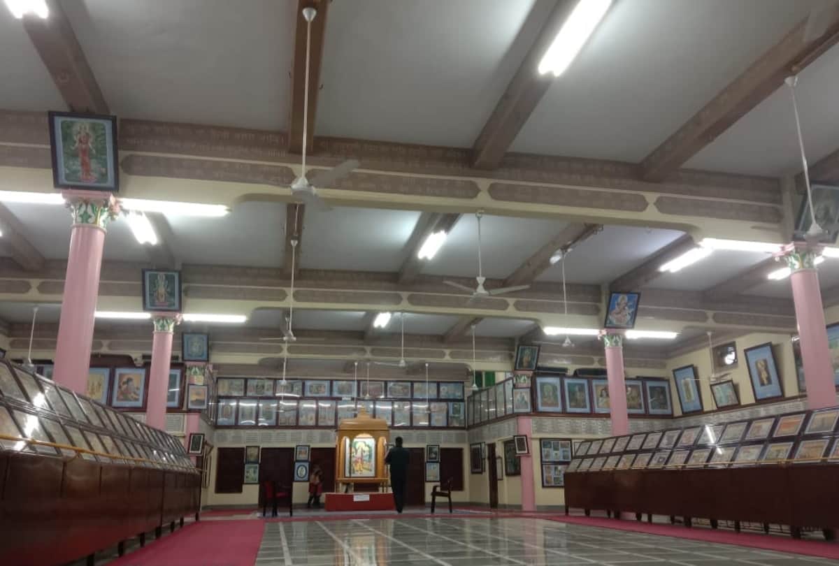 Gita Press has published 72 crore books