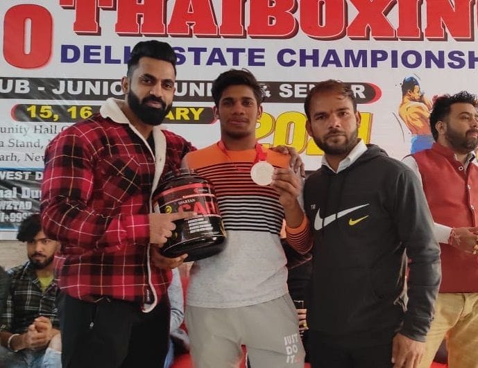 Shubham won silver medal in boxing