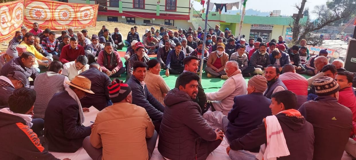 Jageshwar MLA angry over not starting construction of college and tehsil building