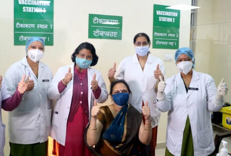 374 vaccinated on the first day in Chandigarh