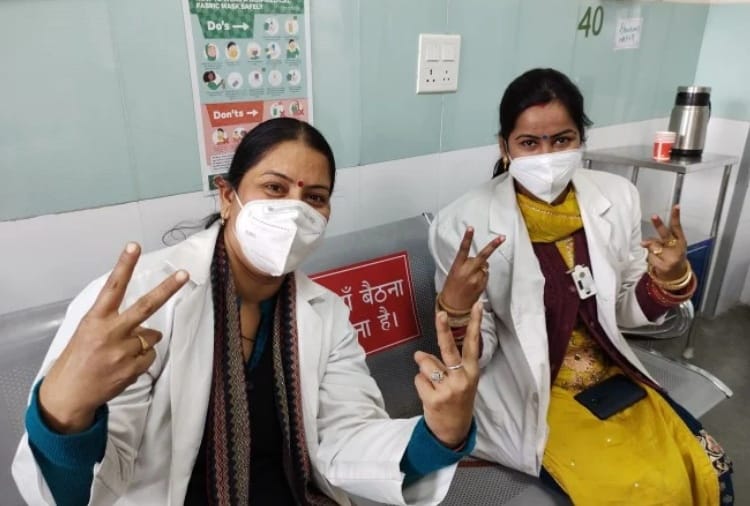 First ten women vaccinated in Civil Hospital-45 in Chandigarh