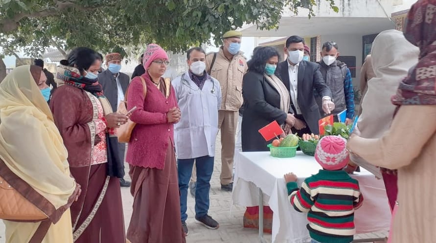 Treatment of patients at health fair