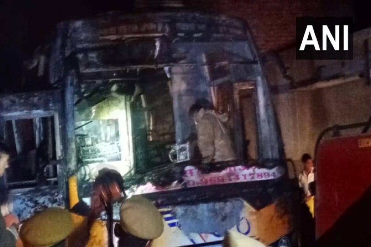 Jalore: Bus collided with electric wires, many people died and some are crititally injured bus conductor high tension wires