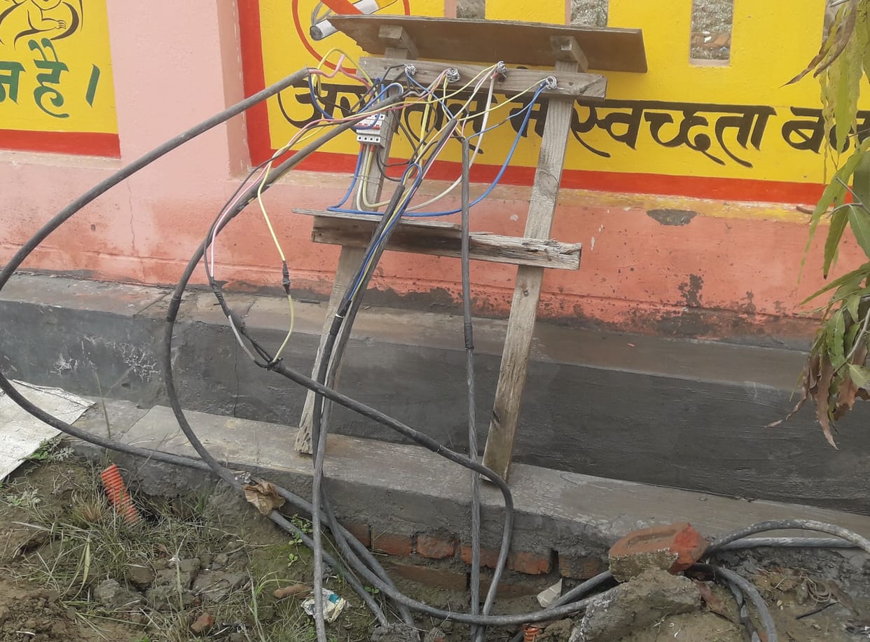 Electrical wires open in district hospital