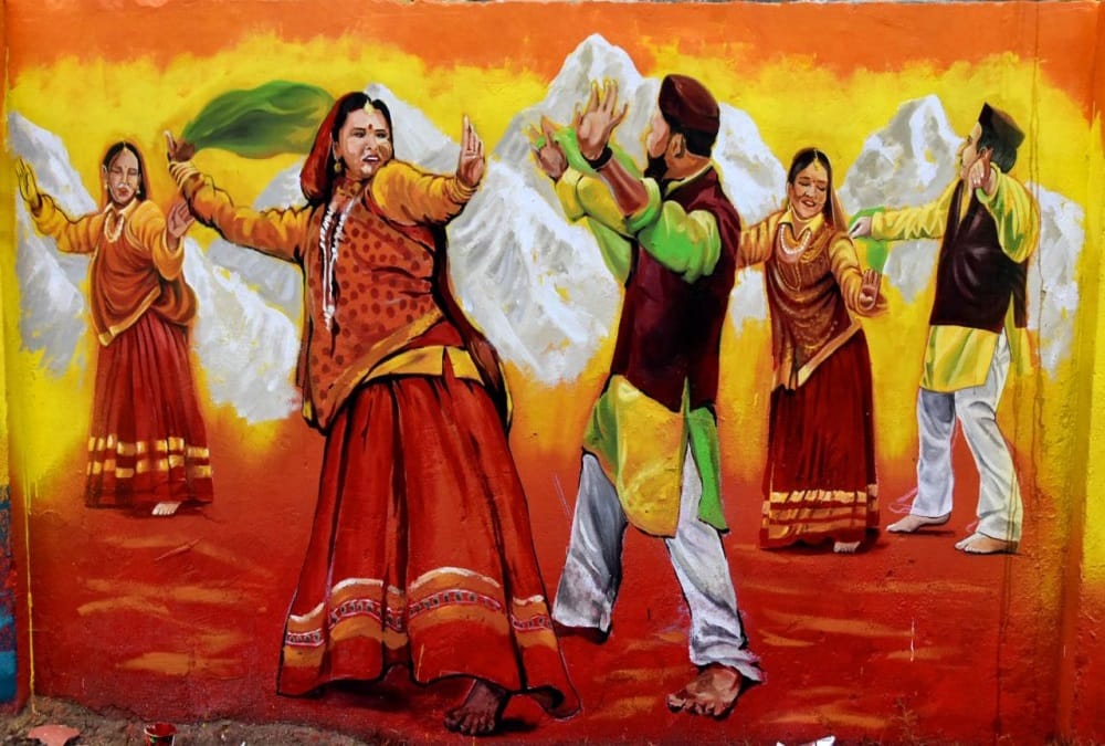 Haridwar Kumbh Mela 2021 News: Uttarakhand Folk Culture Wall Painting Making For Kumbh Area Beautification Photos