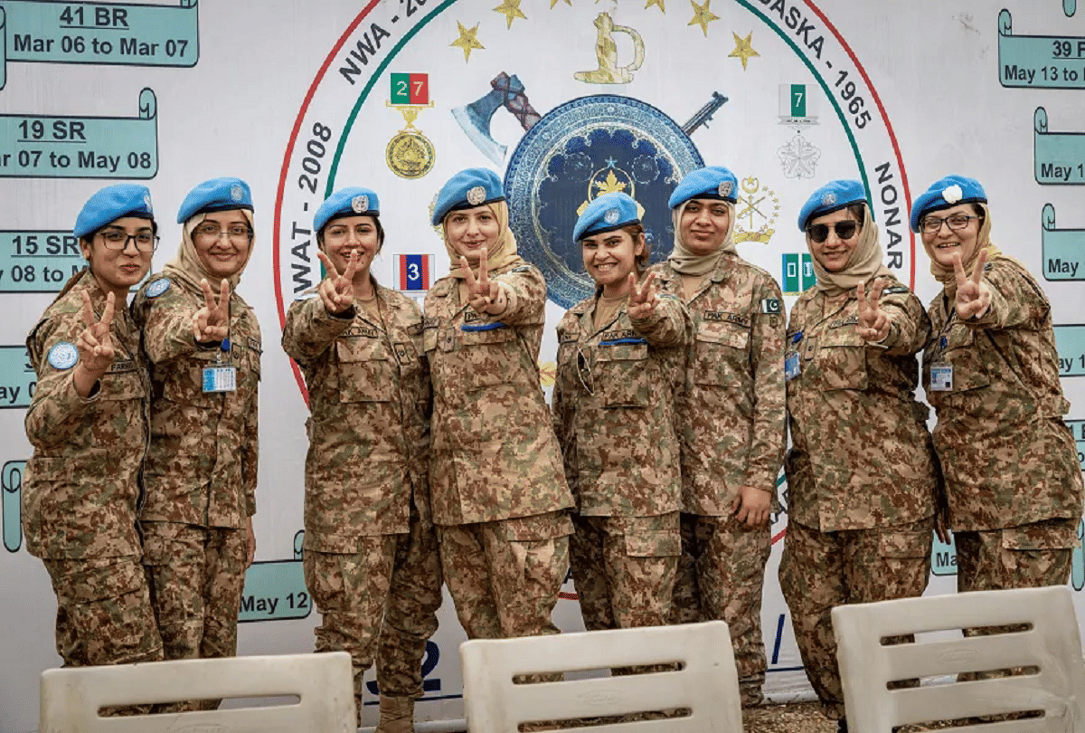 Pakistan lady commandos who will skate for arrest criminals