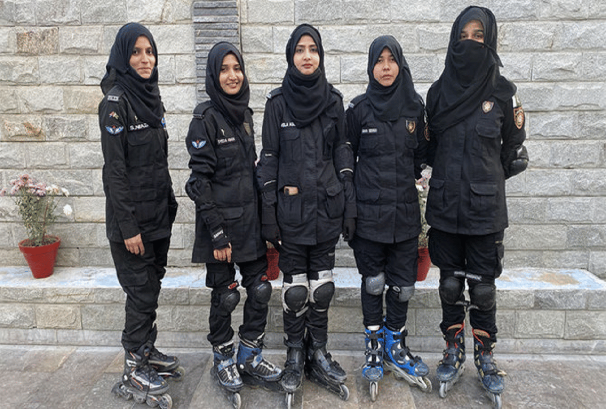 Pakistan lady commandos who will skate for arrest criminals