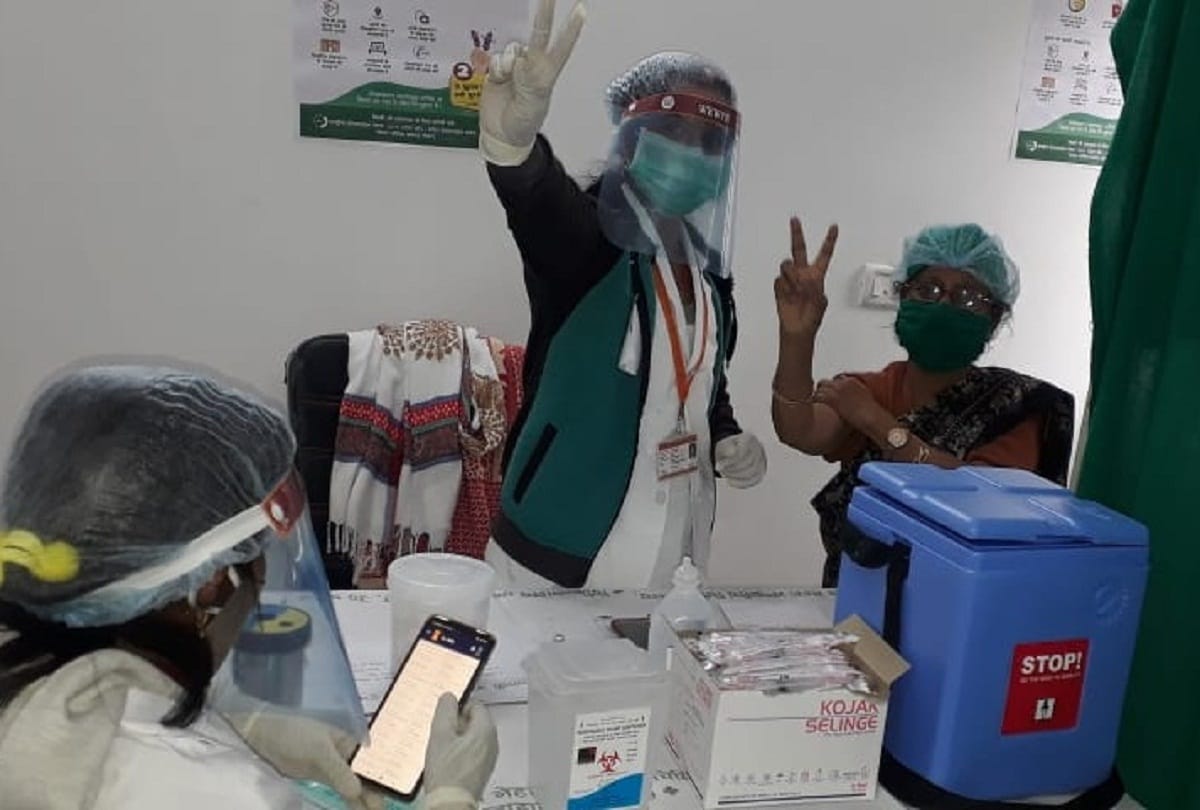 Vaccination launched in Prayagraj, campaign launched after PM's address