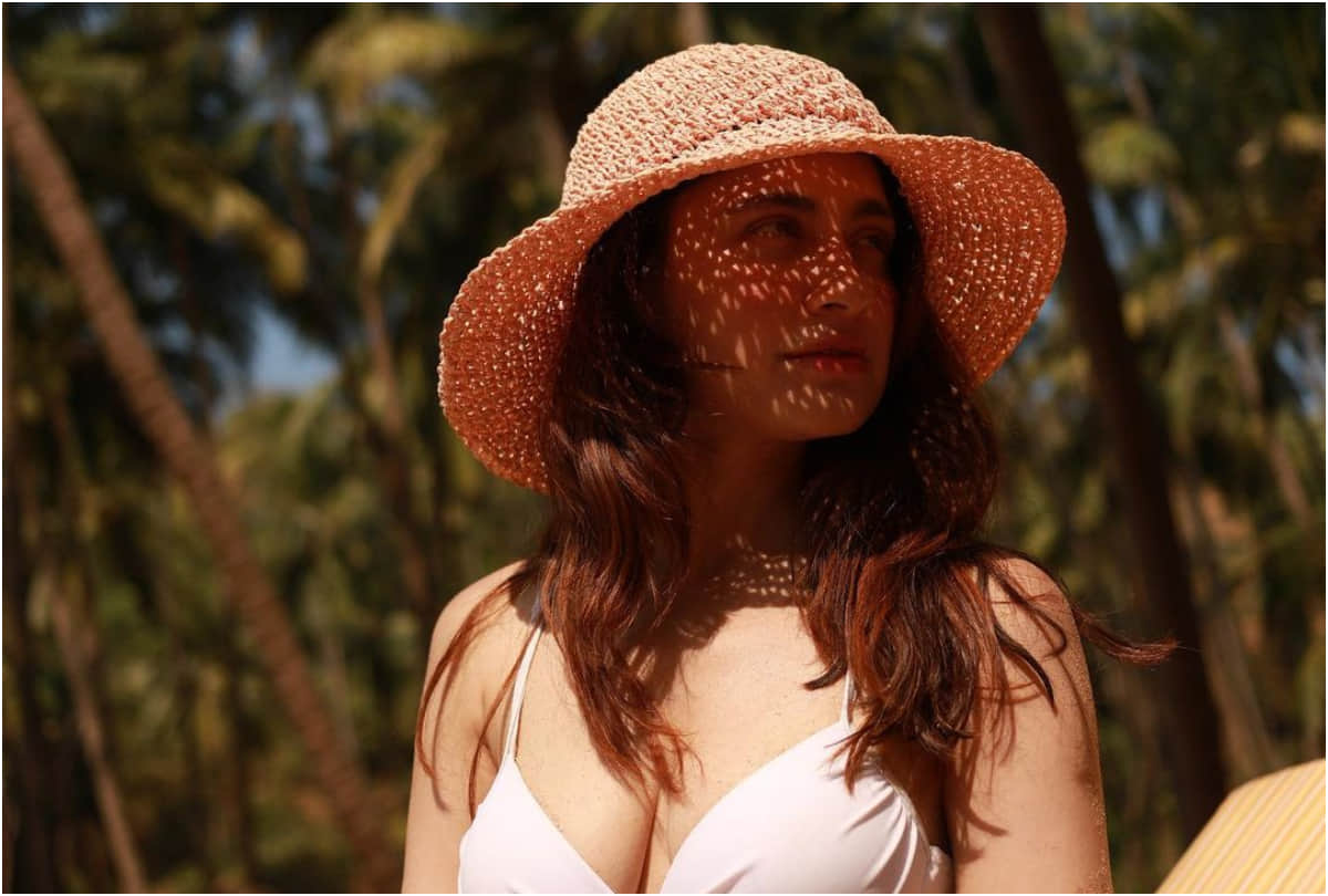 sanjeeda shaikh post bold photos in water viral on social media
