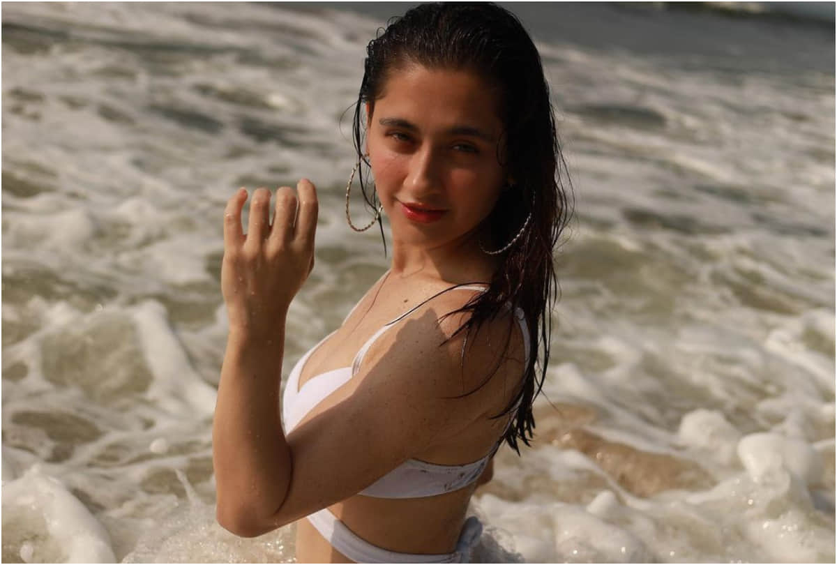 sanjeeda sheikh one piece beautiful summer look in hindi