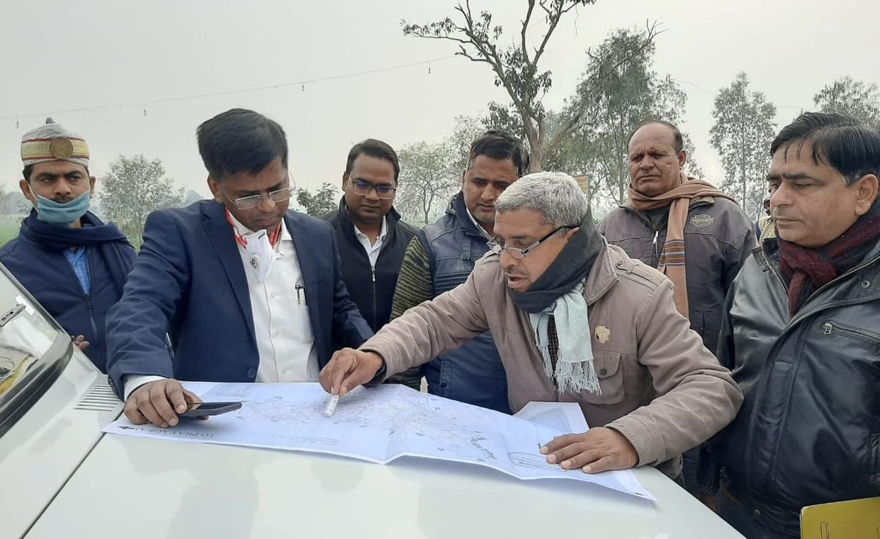 Inspection of proposed junction site of Ganga Expressway