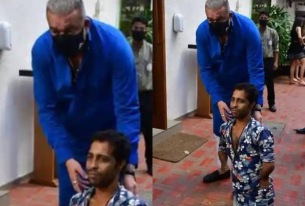 Sanjay dutt poses for the fan happiness here see photos