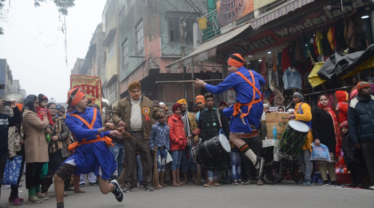 nagar keertan on occation of guru gobind singh birth anniversary