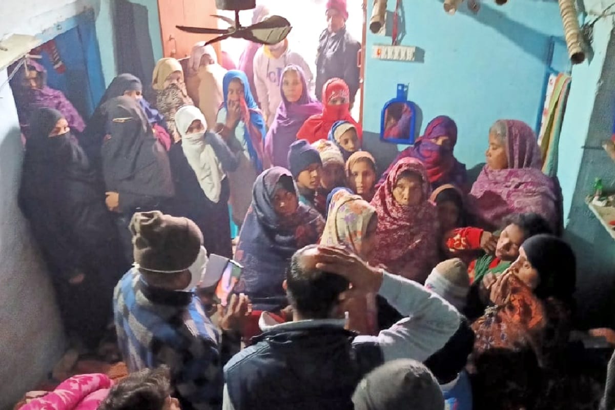 Bijnor News: A young man has murdered his father-in-law and mother and see photos