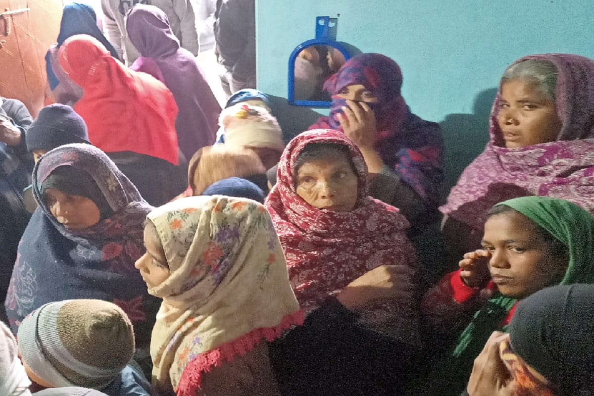 Bijnor News: A young man has murdered his father-in-law and mother and see photos