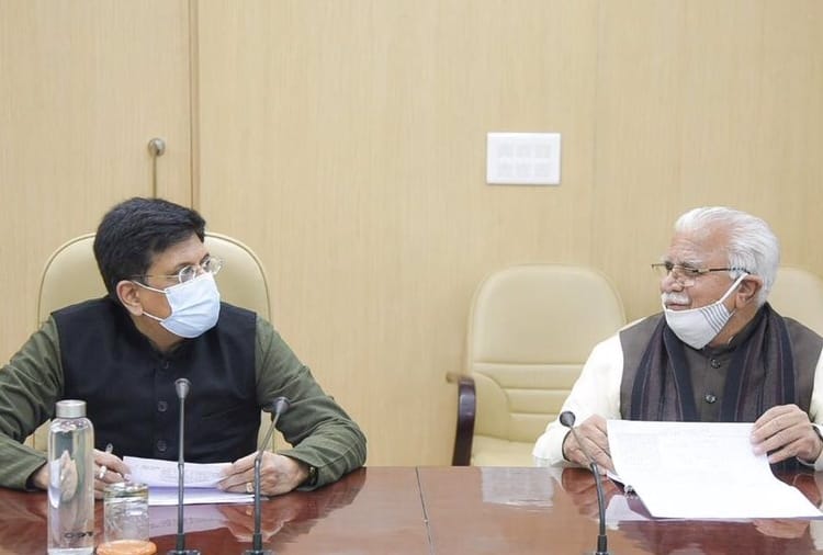 Haryana CM Manohar lal meet Rail Minister Piyush Goyal