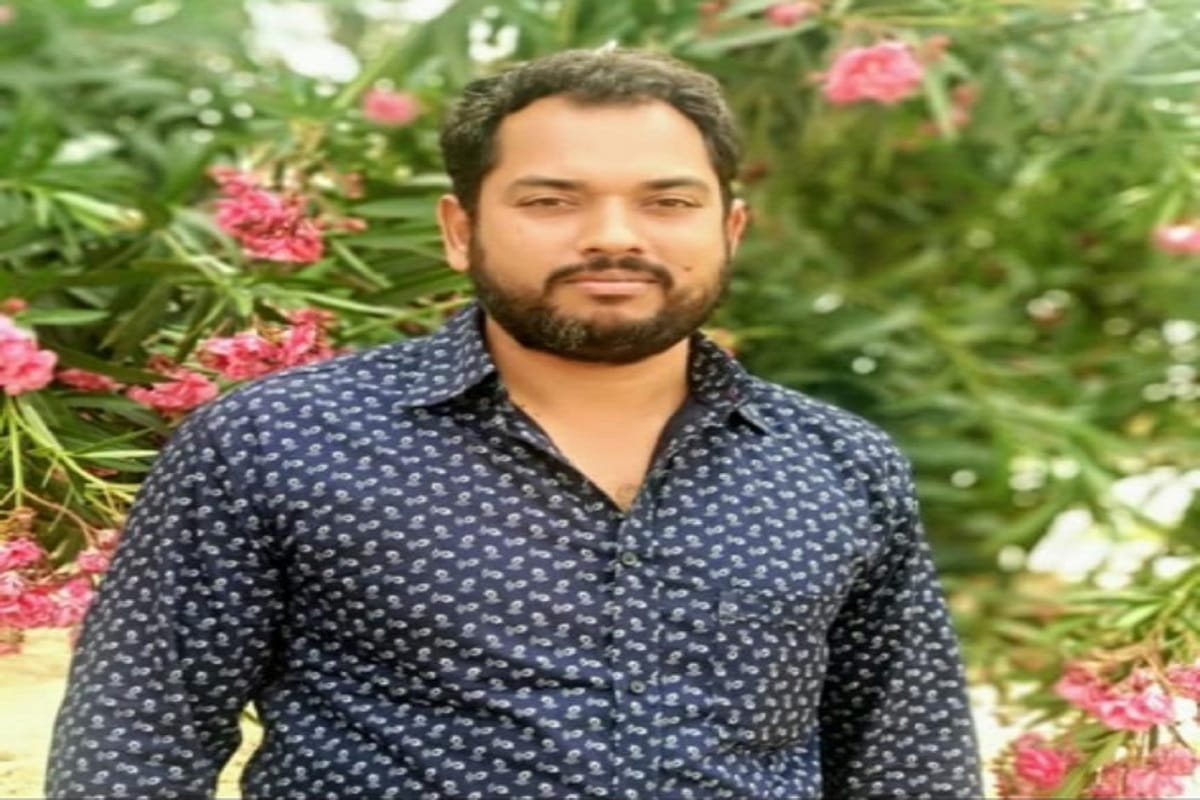 Murder in Azamgarh pradhan husband shot dead in Election rivalry