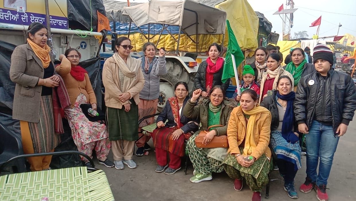 farmers protest, womens reach, government service