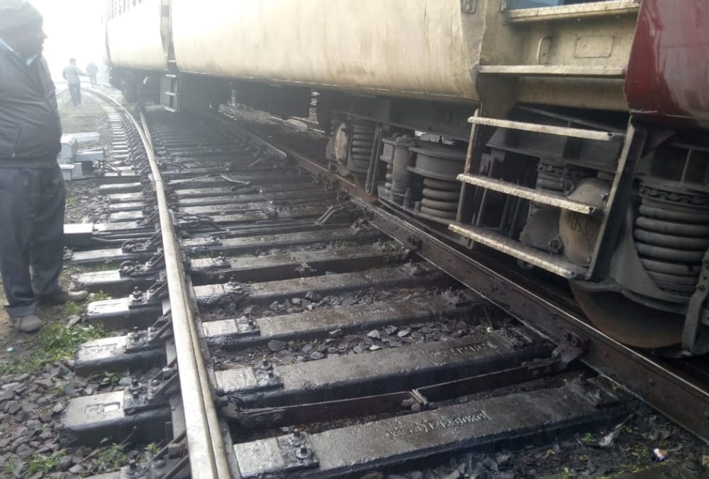 Pics of train derailment in Lucknow.