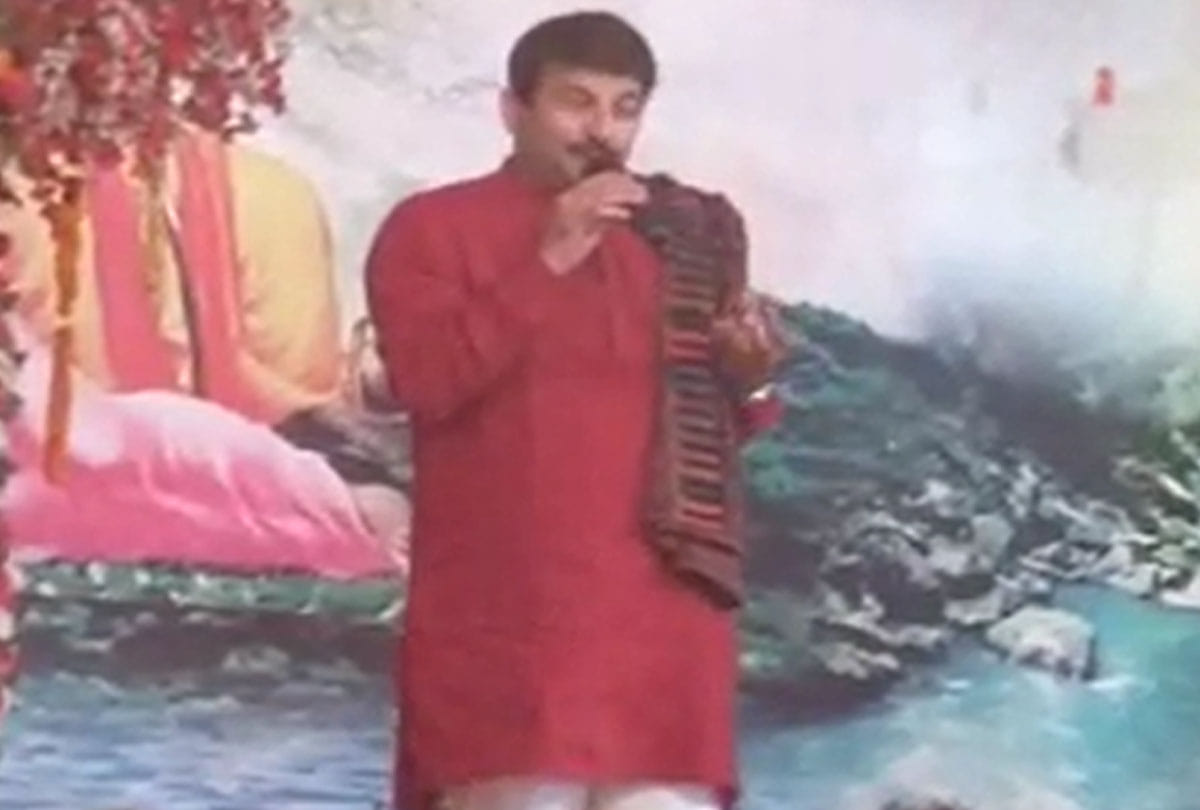 Manoj Tiwari gave a big statement in chitrakoot