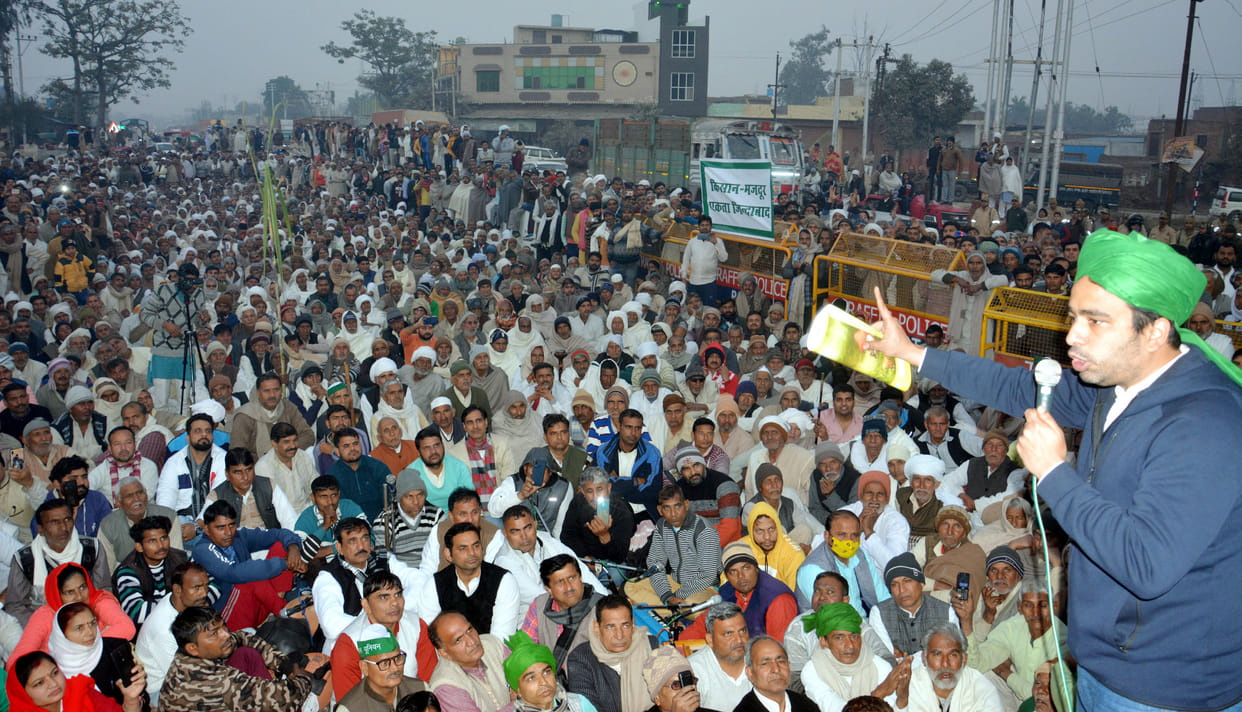 Government will have to bow down: Jayant