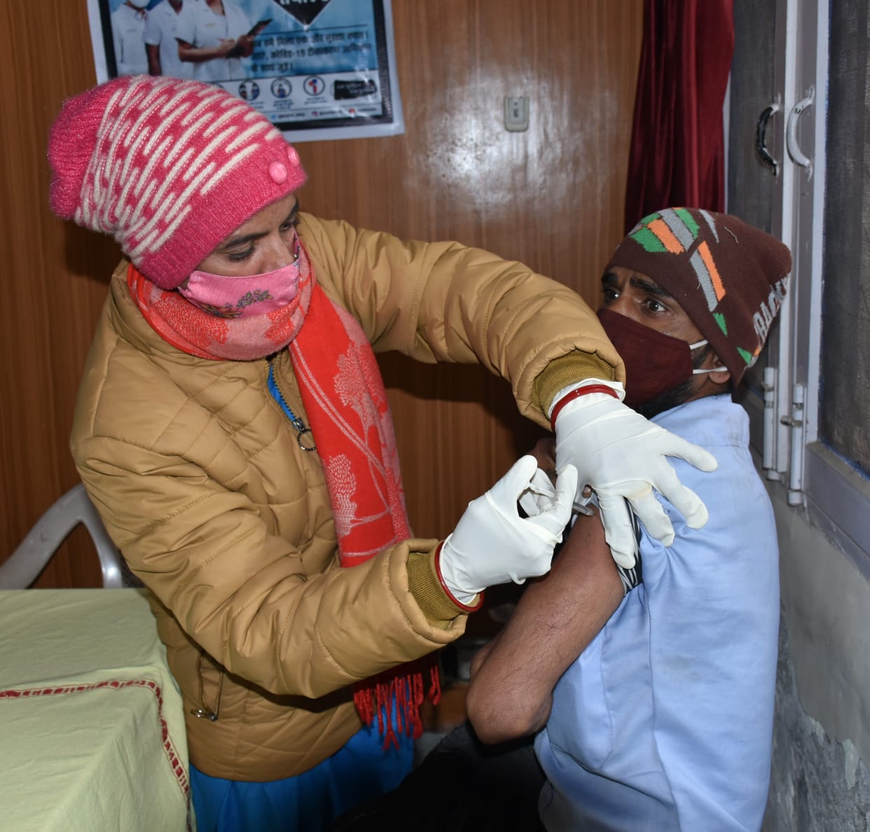 corona vaccination, 233 health worker, doctors