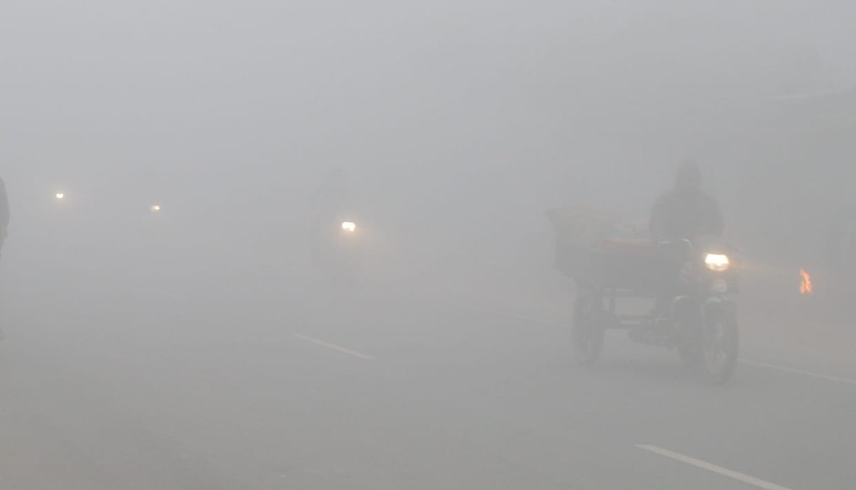 Hathras: cold, stagnant public life, fog halts life