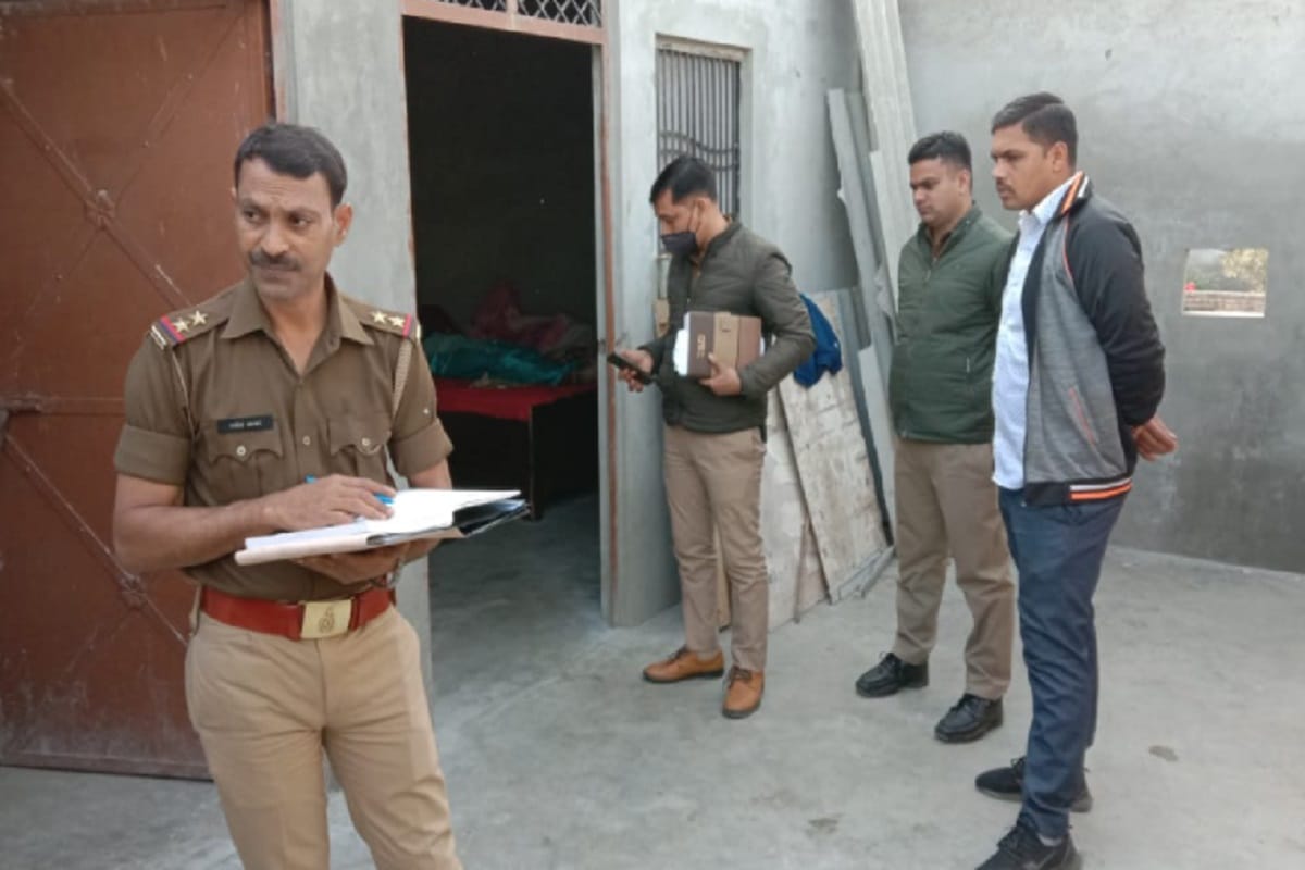 A young man has murdered his step mother in Sardhana of Meerut