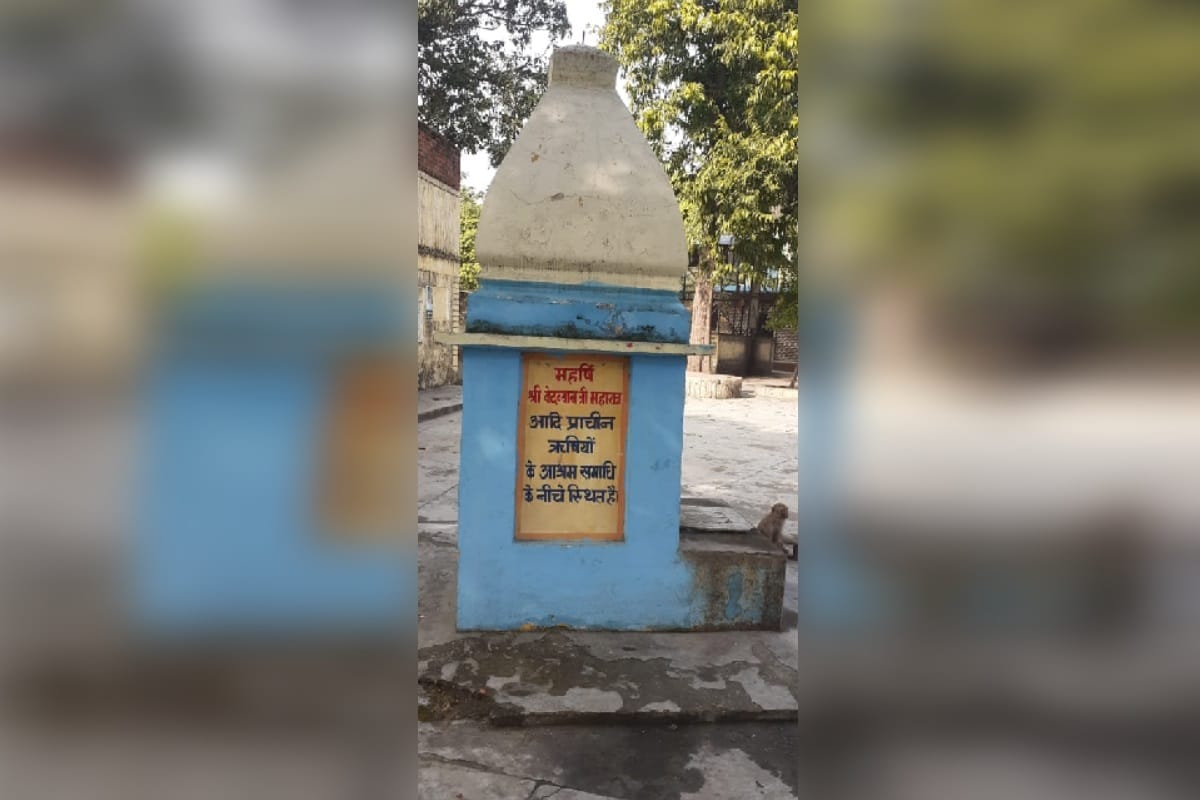 Do you know the history of Draupeshwar Mahadev Temple in Hastinapur