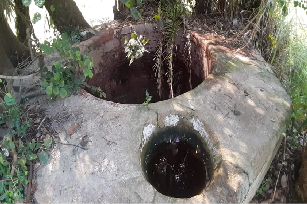 Mahoba: Two workers killed due to under construction well, bodies recovered after two hours of rescue