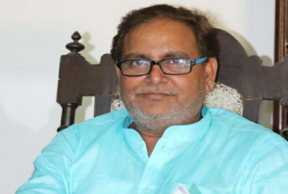 Principal Council District President dies in road accident in Firozabad