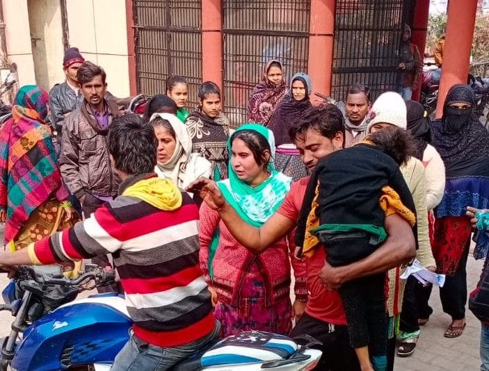 Hathras: Painful death of a girl falling from the roof while playing