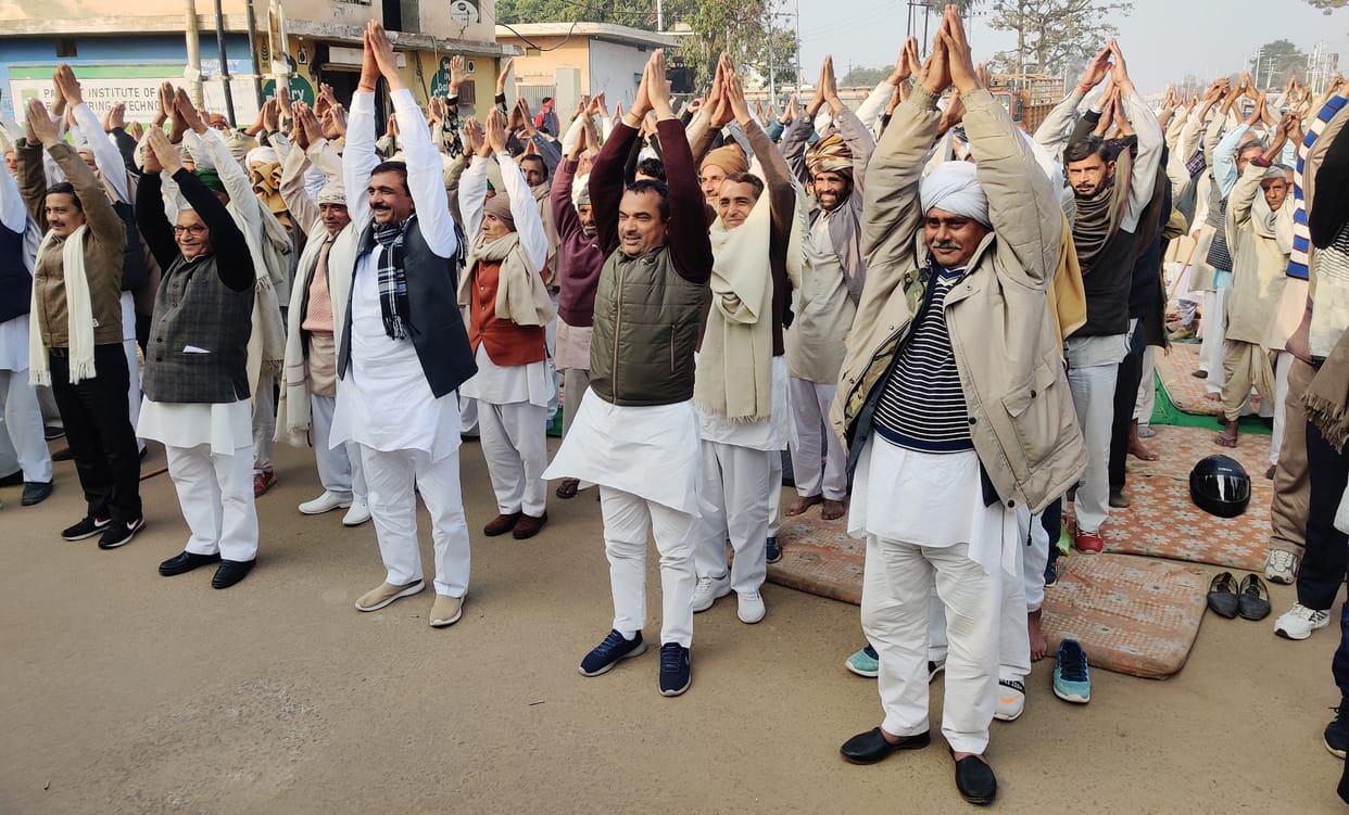 Farmers perform PT rehearsal for Republic Day parade